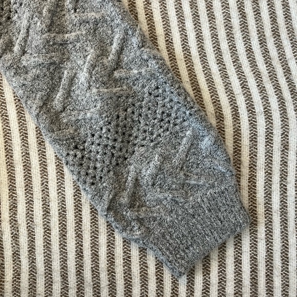 Soft grey sweater - size M - Picture 4 of 4